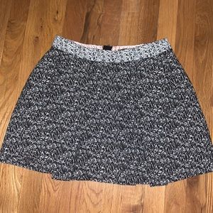 BANANA REPUBLIC CUTE SKIRT